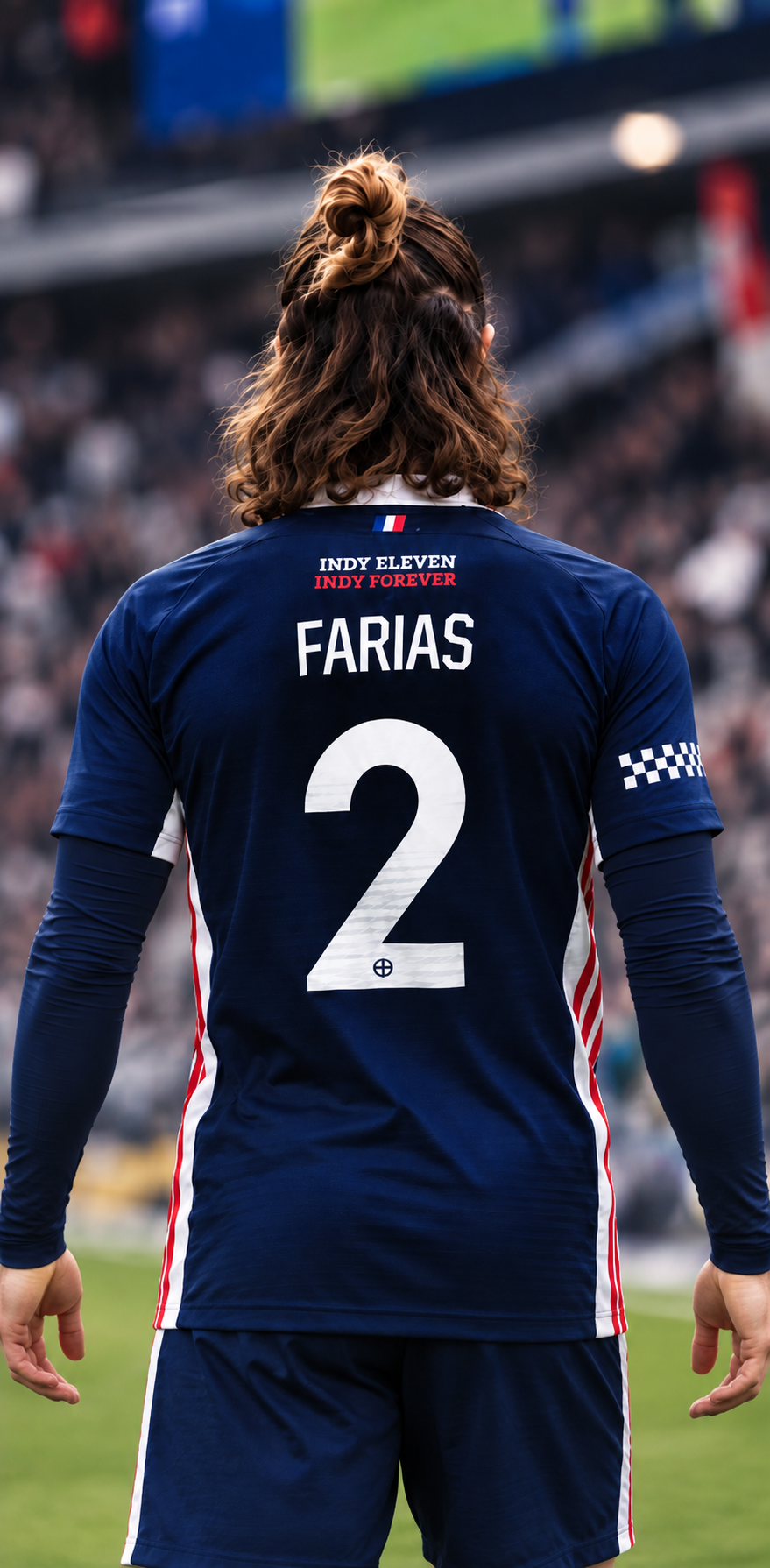 Lucas Farias de costas com a camisa número 2 do Indy Eleven