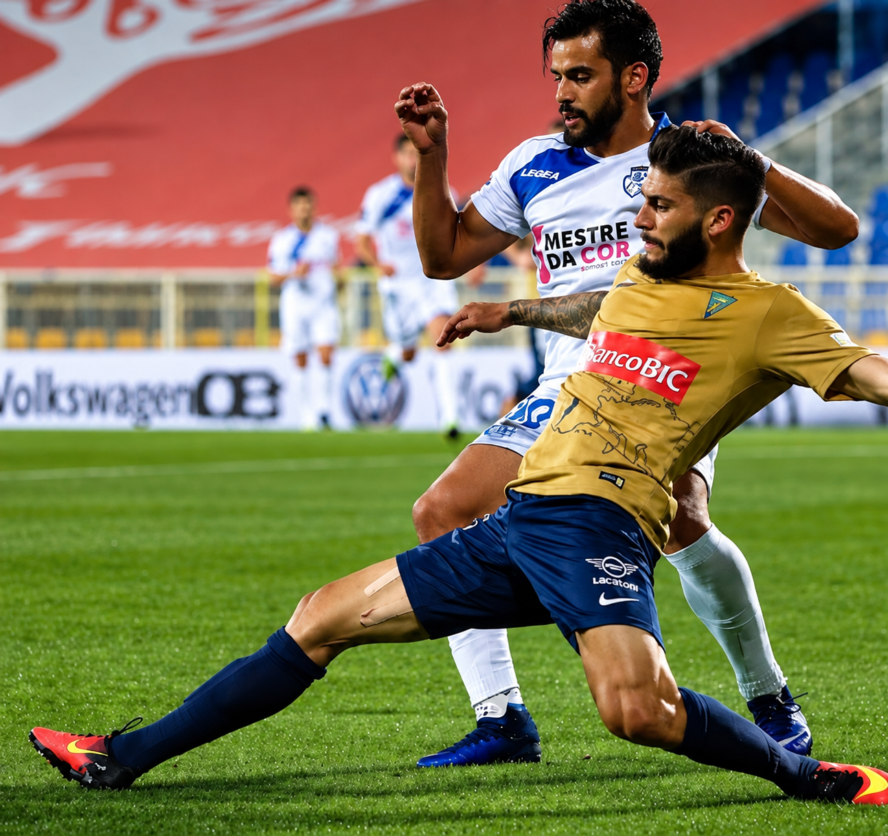Lucas Farias em partida internacional